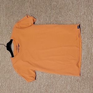 Women's Patagonia tee shirt